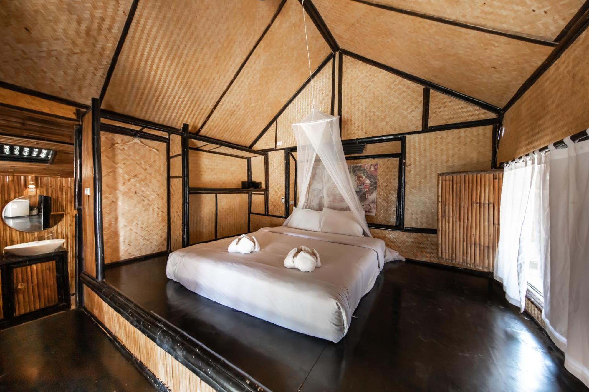 Eco Lanta Hideaway Beach Resort Koh Lanta Exterior photo