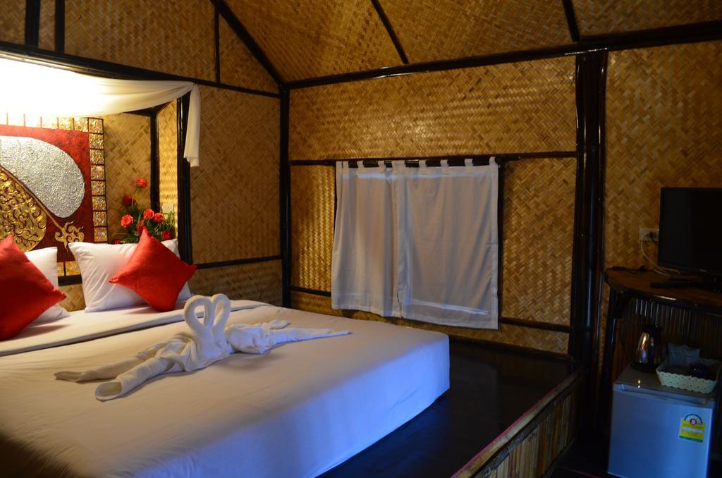 Eco Lanta Hideaway Beach Resort Koh Lanta Exterior photo